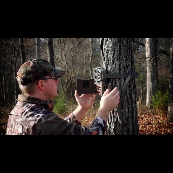MOULTRIE🦌👀DEER CAMERA-2 OPENED - Picture 10 of 10